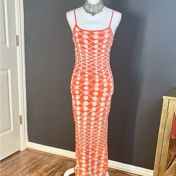 Hera Collection NWT Bodycon Sweater Maxi Dress – Orange Geometric Print, Size L - Picture 3 of 7